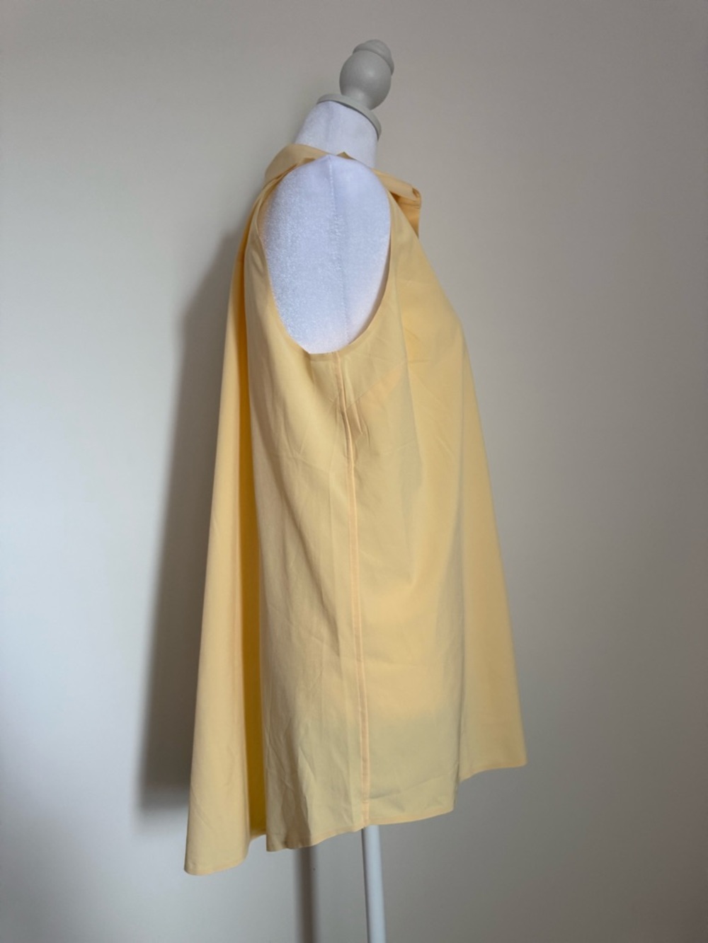 Athleta Pale Yellow urbanite tank NWT size Large button down women’s - Picture 2 of 6